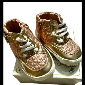 Michael Kors size 4 baby/toddler shoe new in box